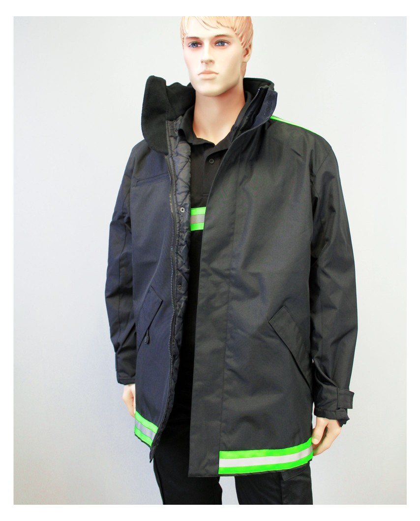 Parka EVENT noir avec bande retro sur fond vert